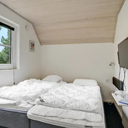 Semesterbostad Four-bedroom In